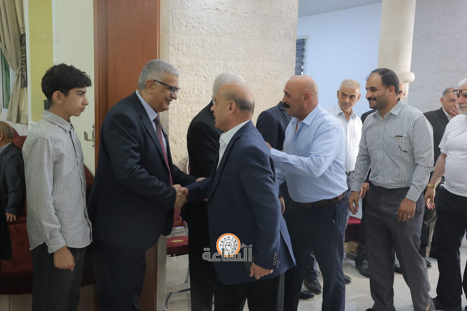 Madar Al-Saa Images 0.4759771876892228