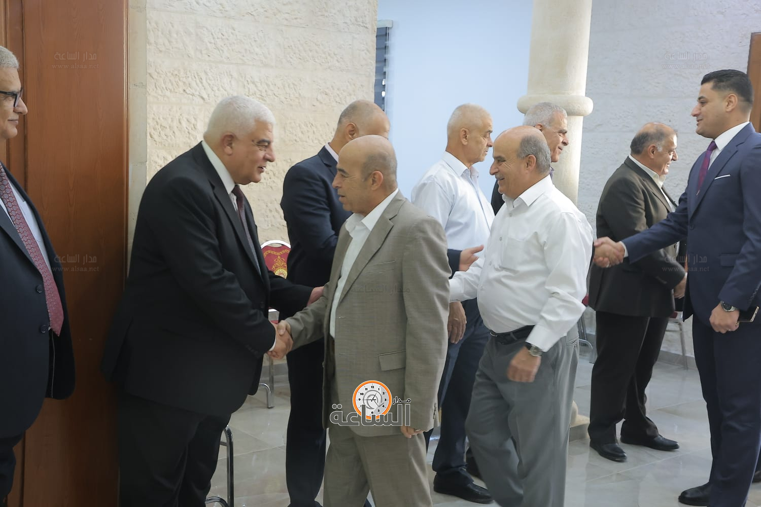 Madar Al-Saa Images 0.29938532395874373