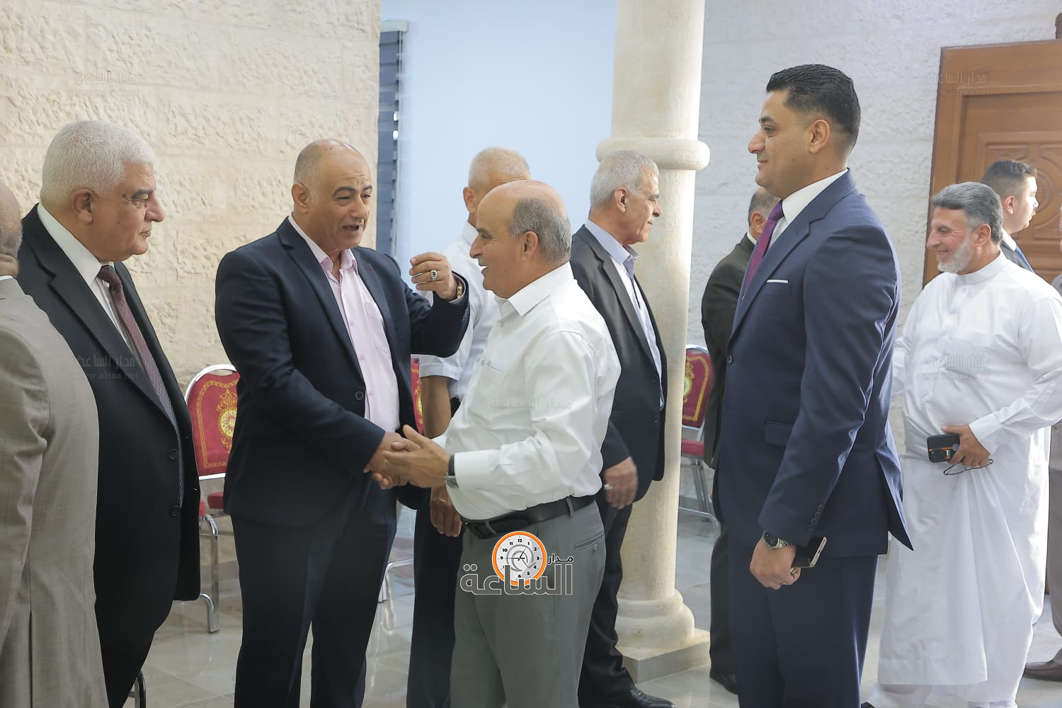 Madar Al-Saa Images 0.9346587046308882