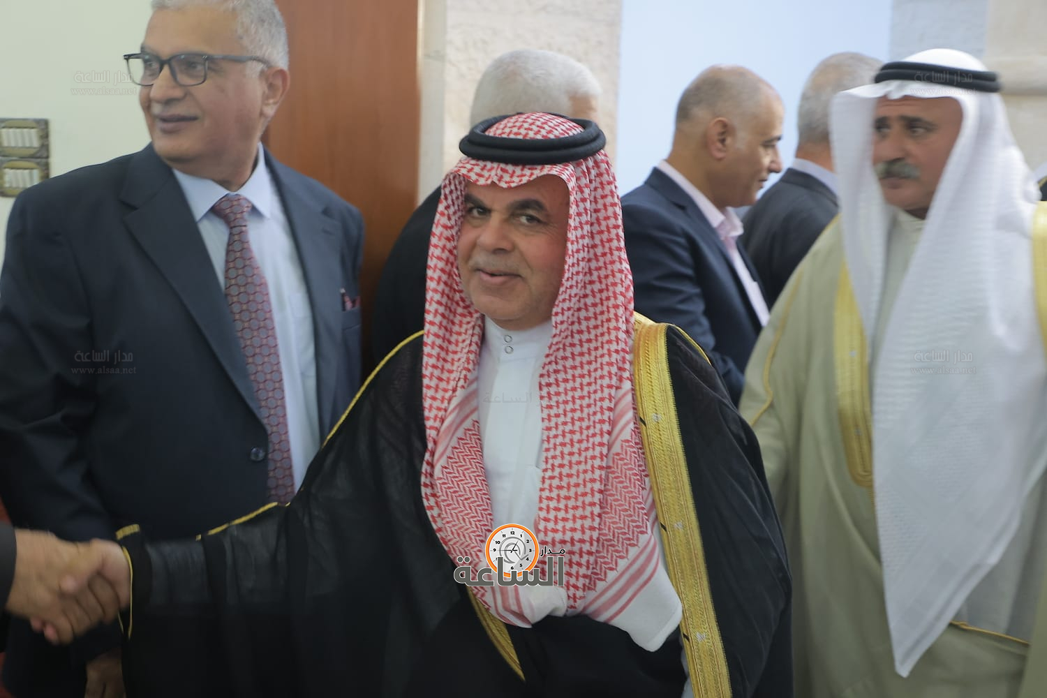 Madar Al-Saa Images 0.22802078496249523