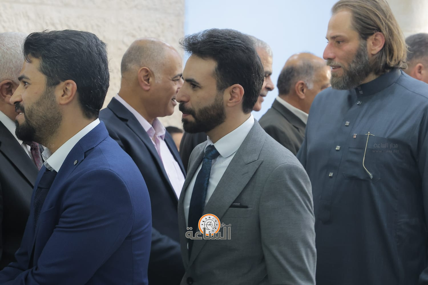 Madar Al-Saa Images 0.3907627292210283