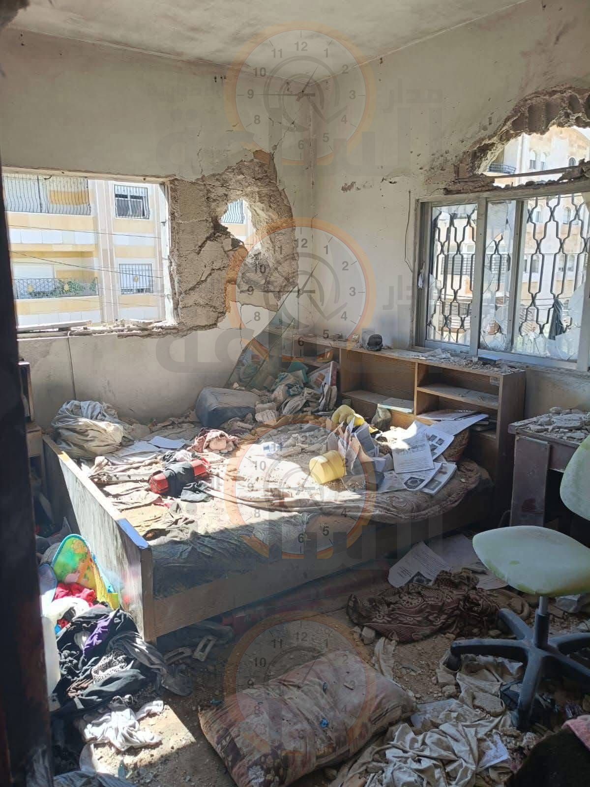 Madar Al-Saa Images 0.027617395070862916