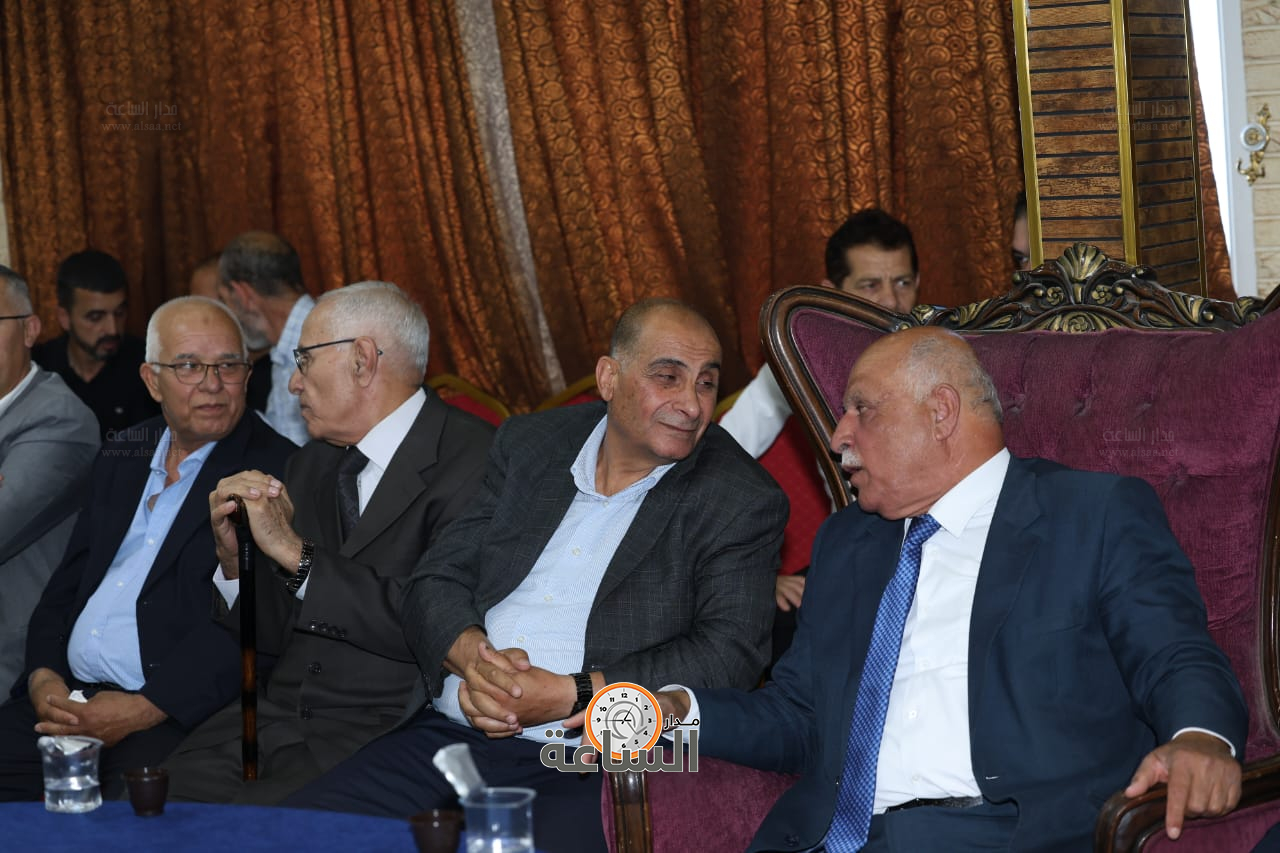 Madar Al-Saa Images 0.9911044418961733