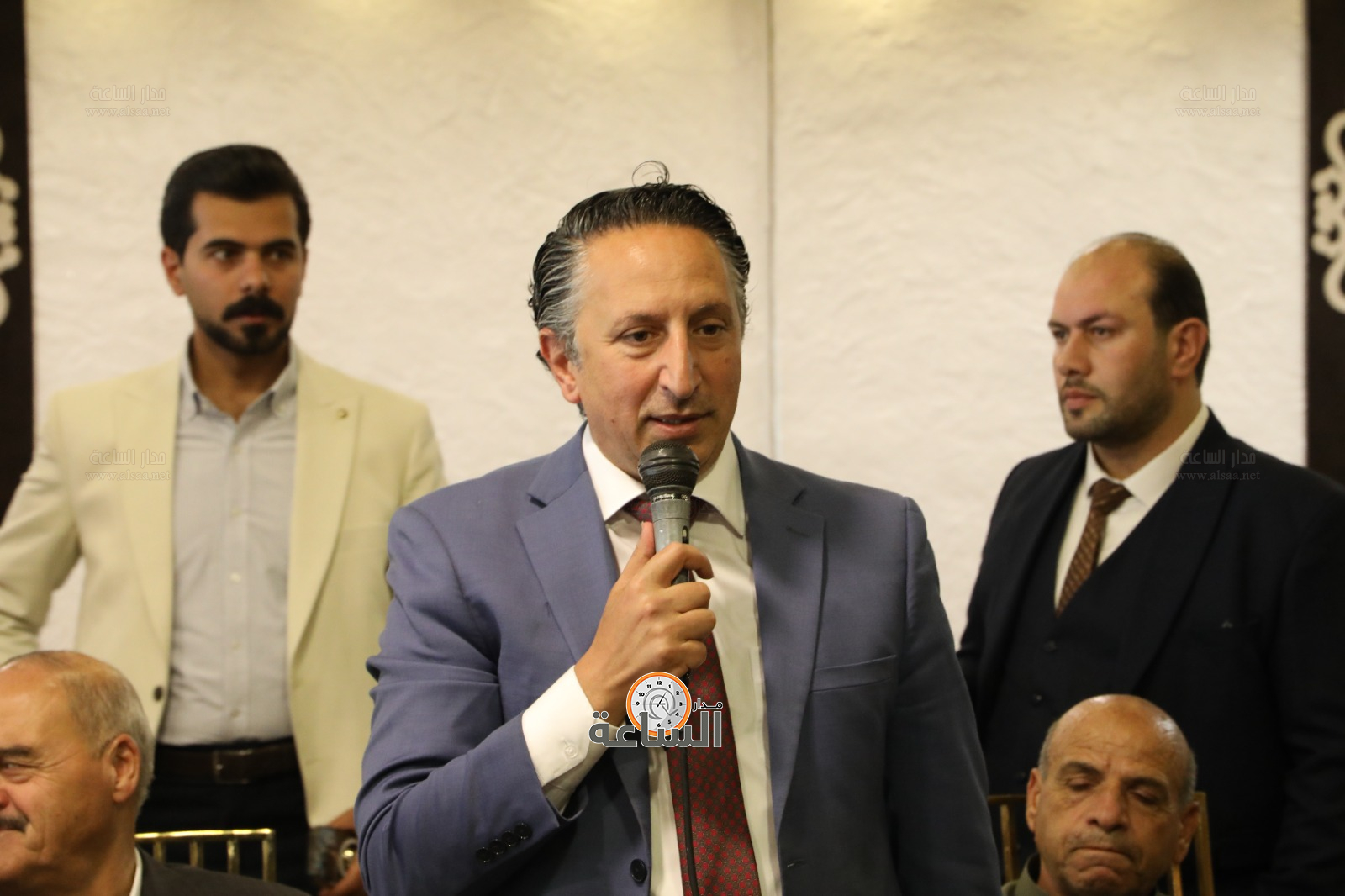 Madar Al-Saa Images 0.9416305289089546