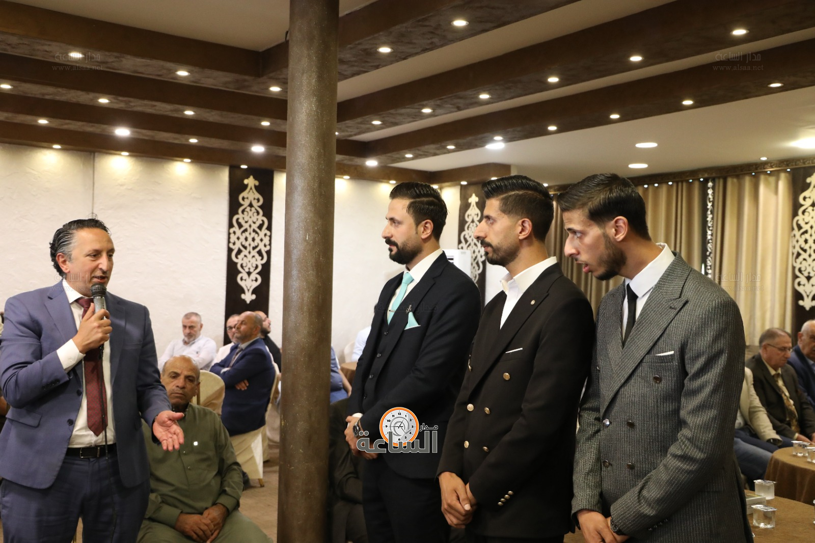 Madar Al-Saa Images 0.4352474077558627