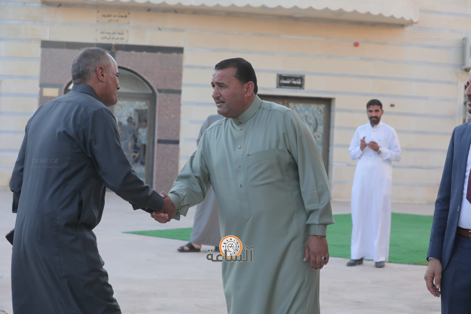 Madar Al-Saa Images 0.8408084243637127