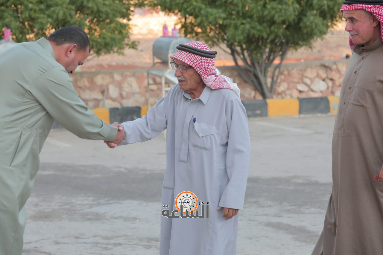 Madar Al-Saa Images 0.4240917850112724