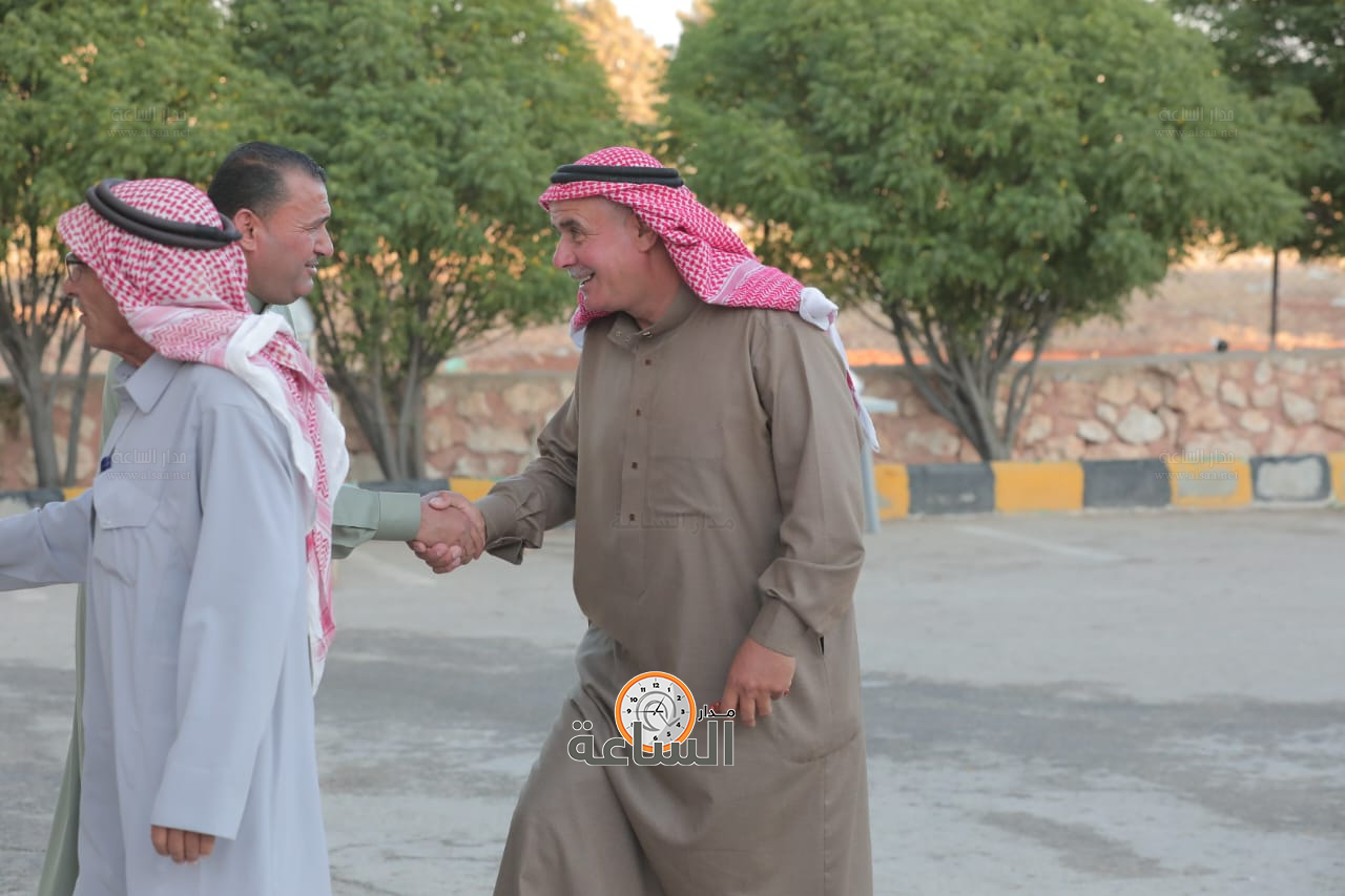 Madar Al-Saa Images 0.6025363546556237