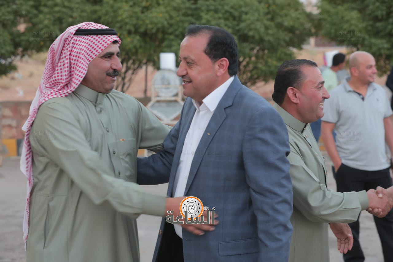 Madar Al-Saa Images 0.03650795485435865