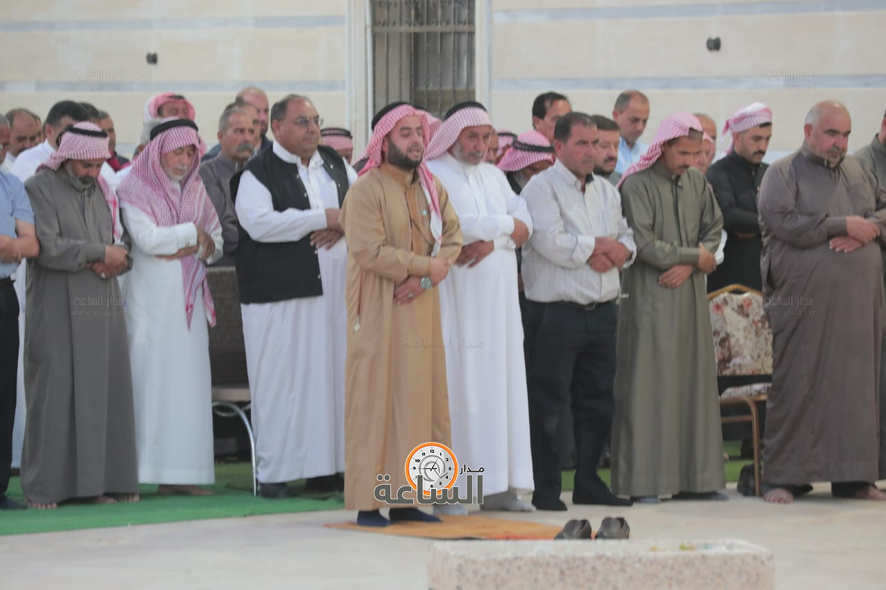 Madar Al-Saa Images 0.67818063221999