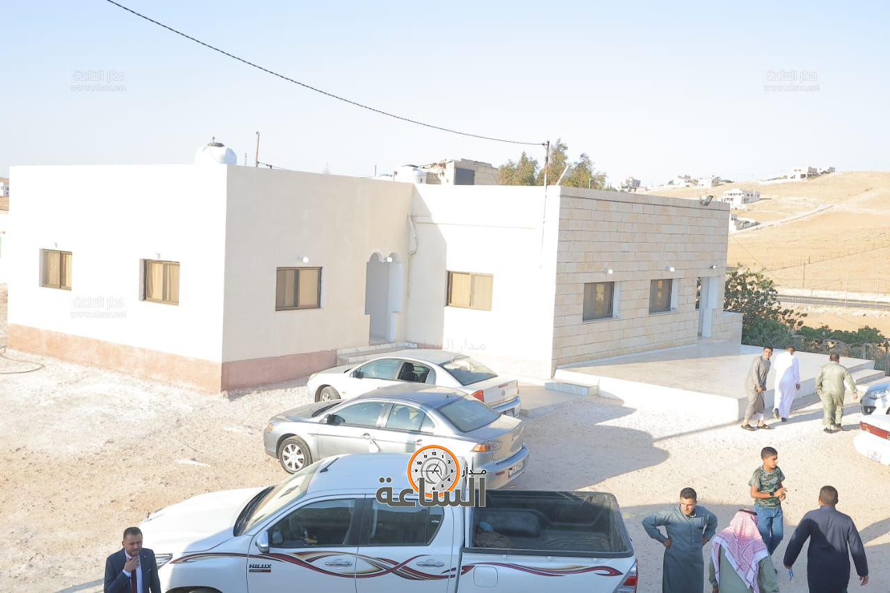 Madar Al-Saa Images 0.6033029723018997