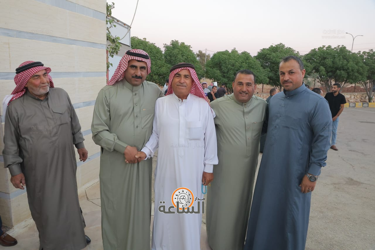 Madar Al-Saa Images 0.41127883014253297