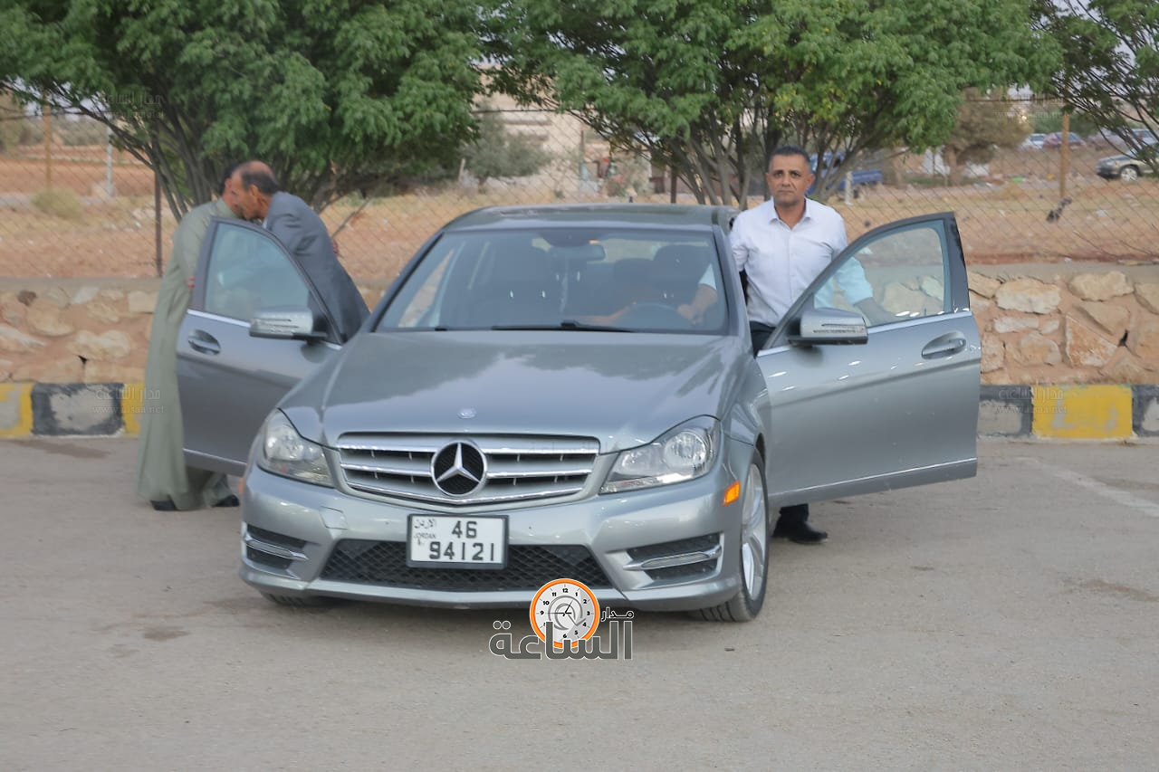 Madar Al-Saa Images 0.7320914124109591