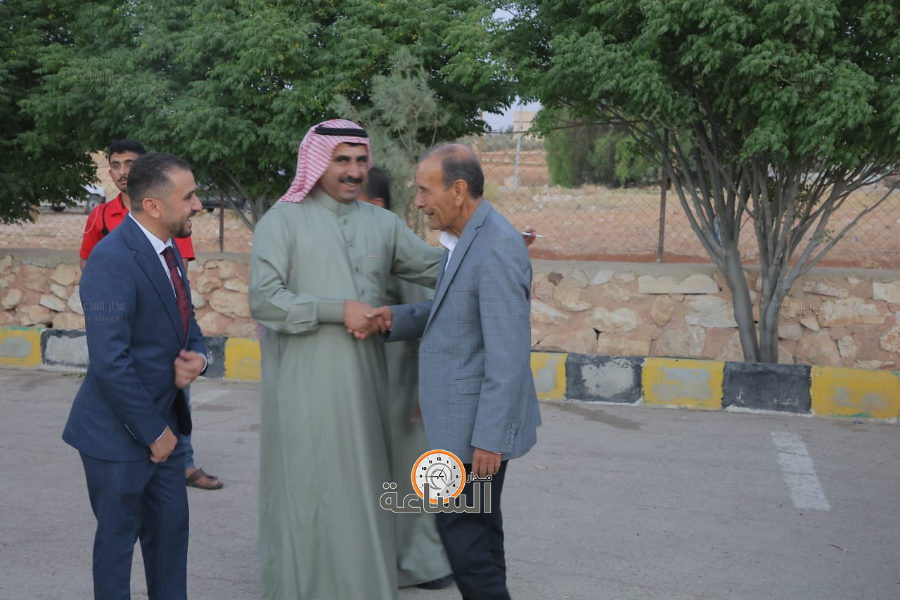 Madar Al-Saa Images 0.40763352588246327