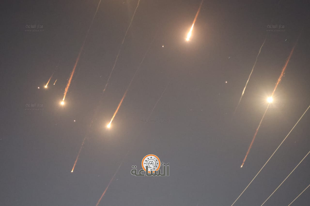 Madar Al-Saa Images 0.9475648773350717