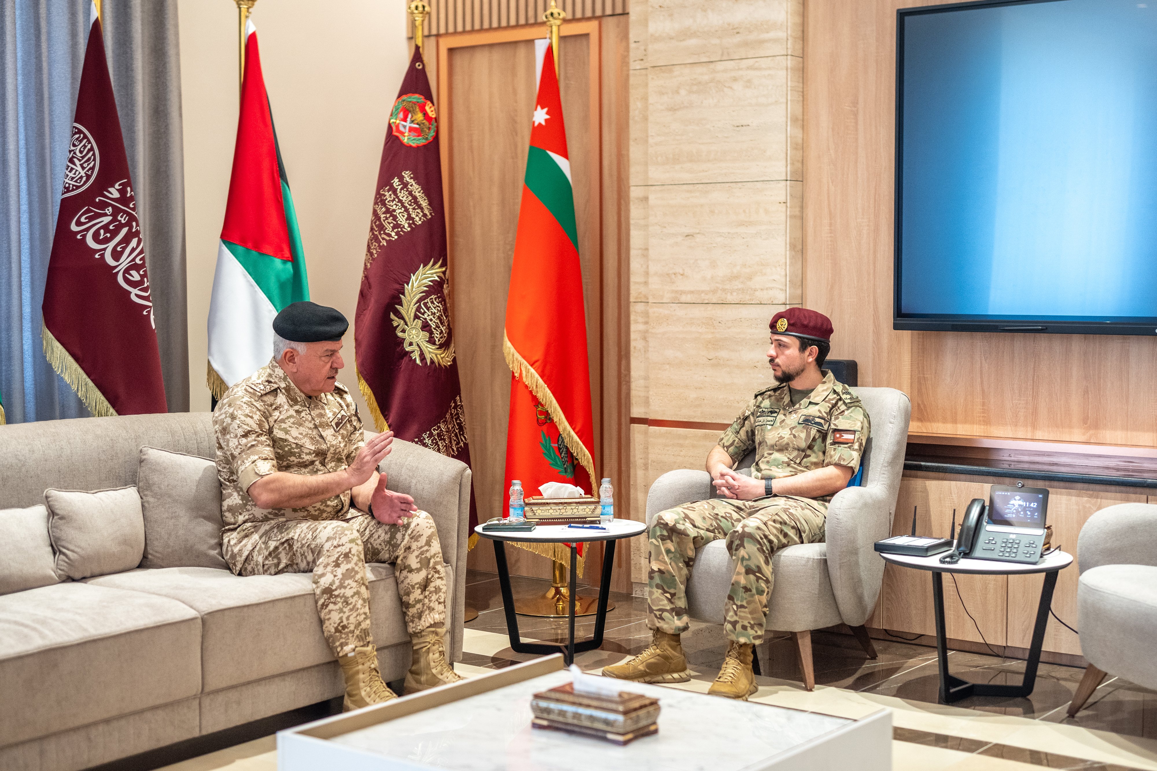 Madar Al-Saa Images 0.2677974920289422