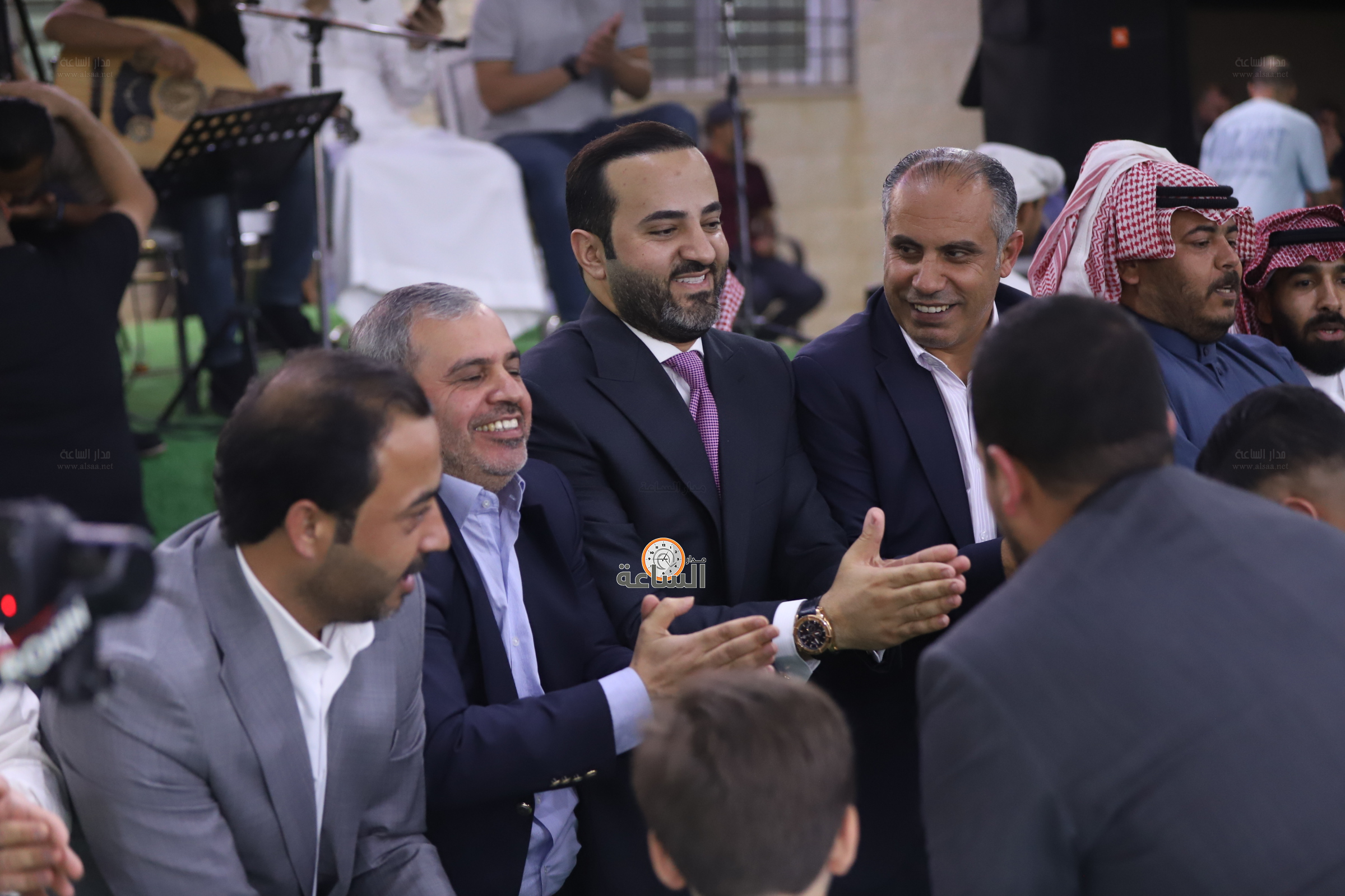 Madar Al-Saa Images 0.02388459241100238