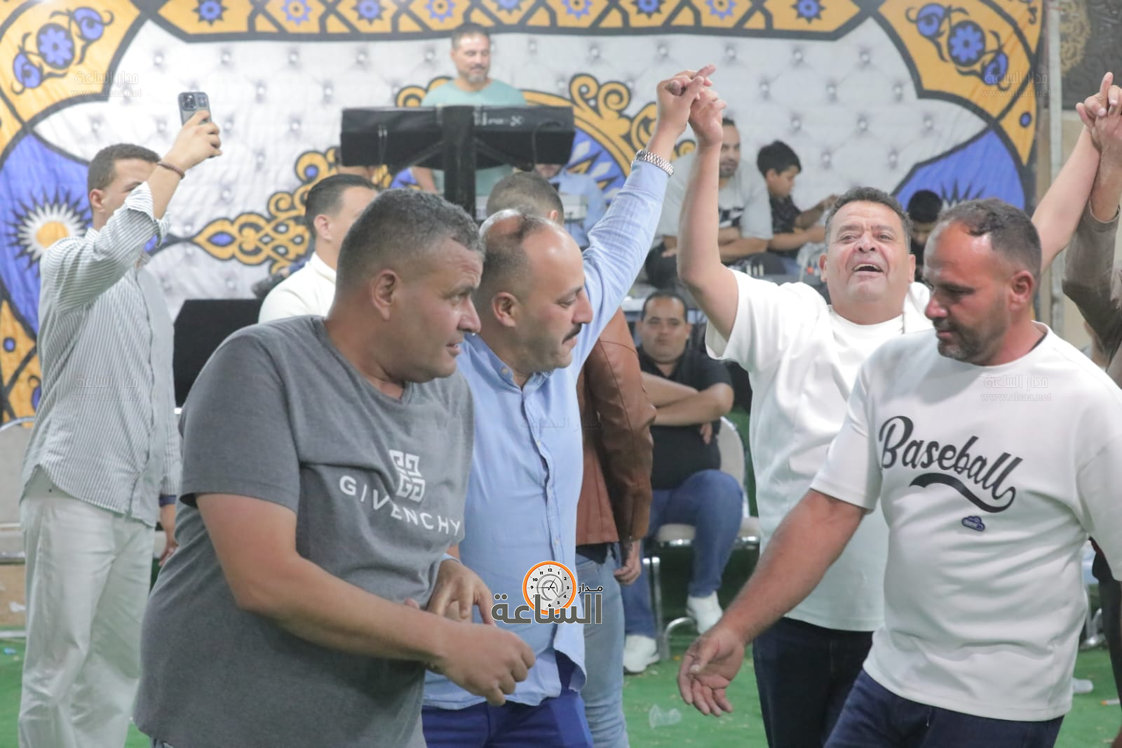 Madar Al-Saa Images 0.8094925280289708