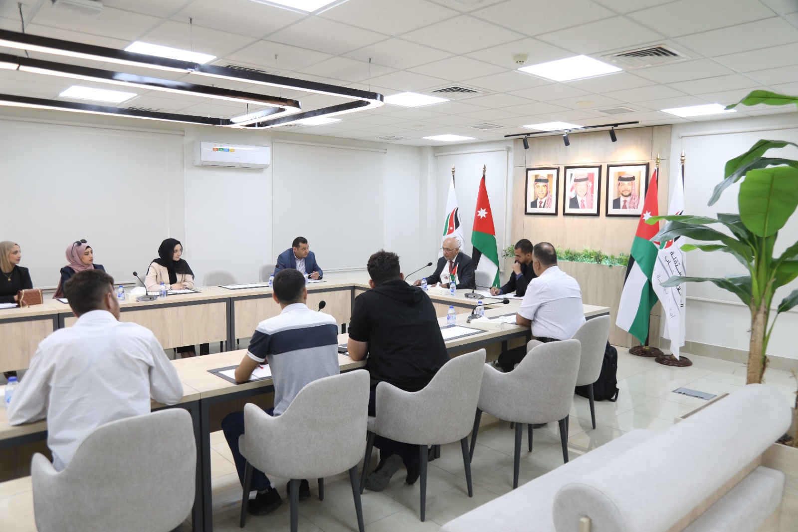 Madar Al-Saa Images 0.5077477684178696