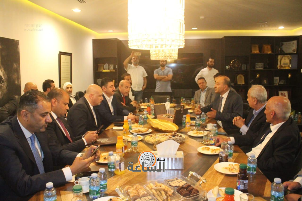 Madar Al-Saa Images 0.3761106158523715