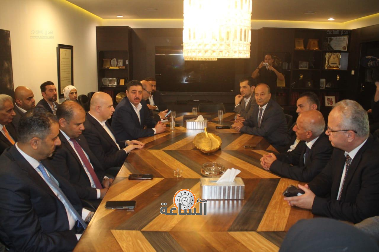 Madar Al-Saa Images 0.6417730605090842