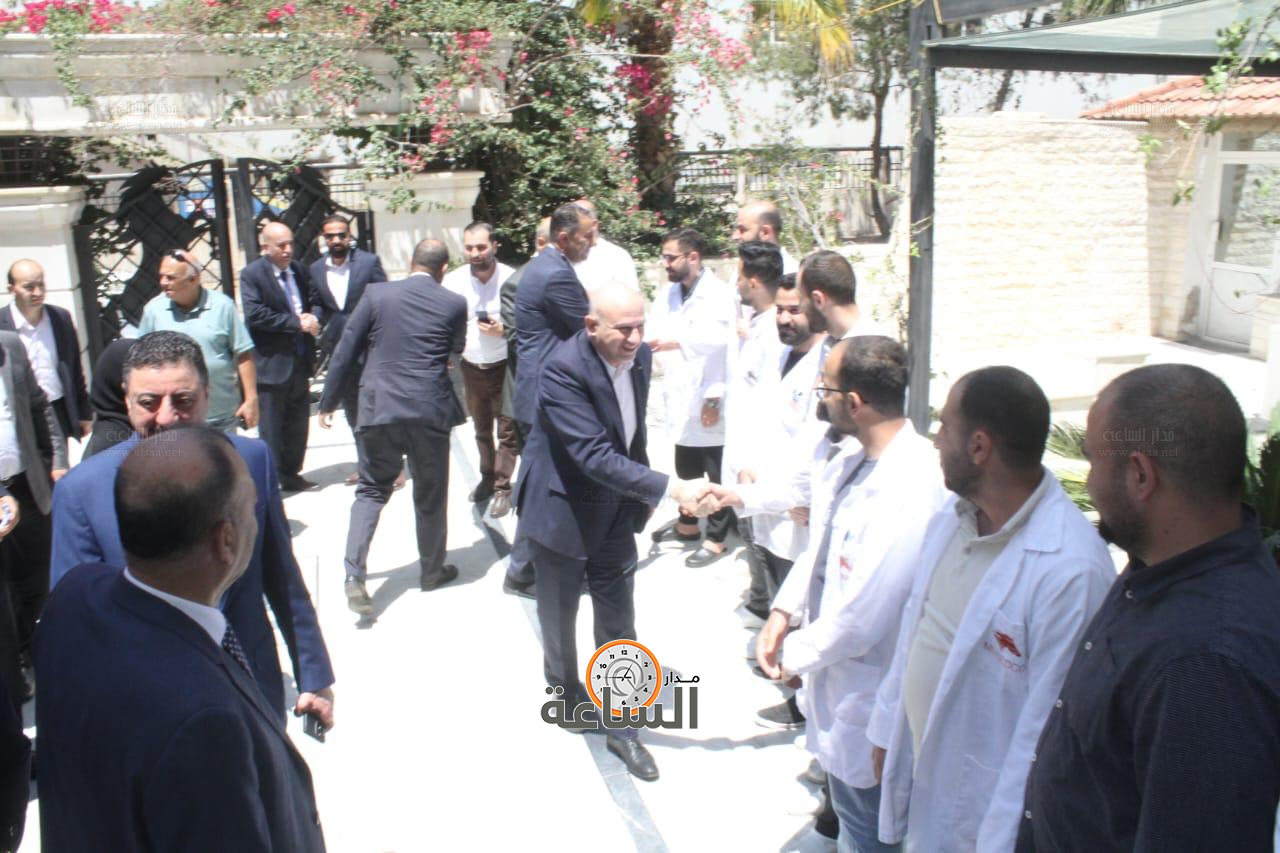 Madar Al-Saa Images 0.40214646617790983