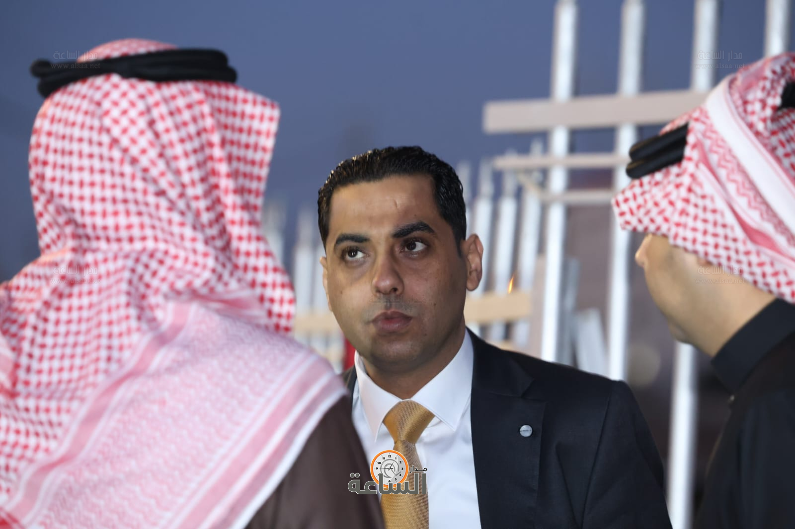 Madar Al-Saa Images 0.9364123730053706