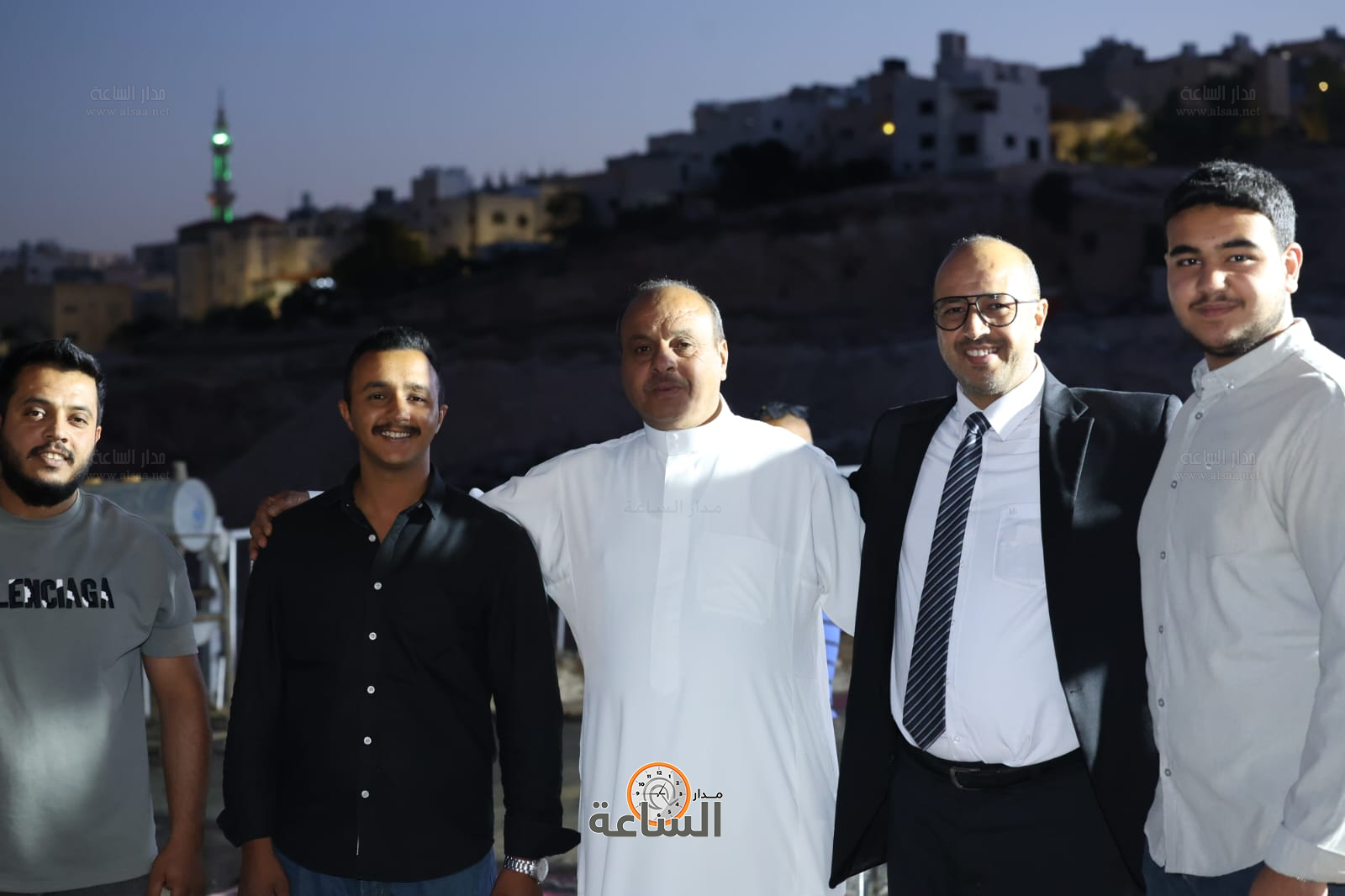 Madar Al-Saa Images 0.5736750874317065