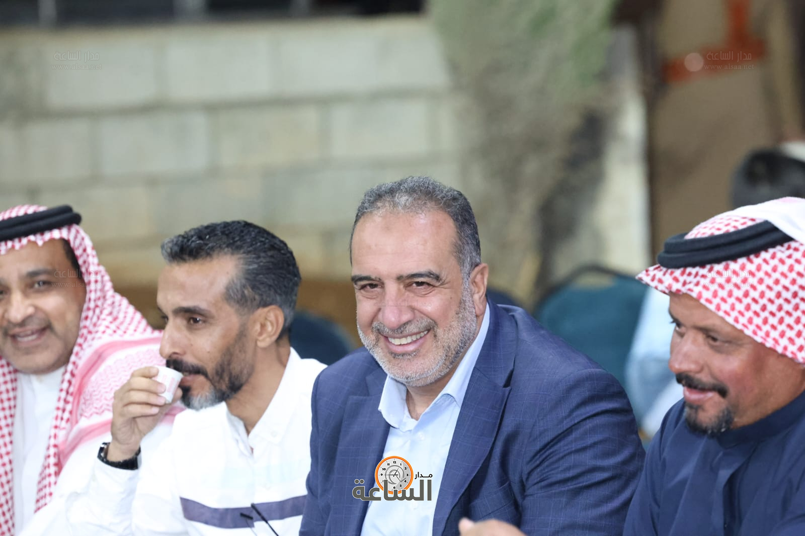 Madar Al-Saa Images 0.9724326270588196