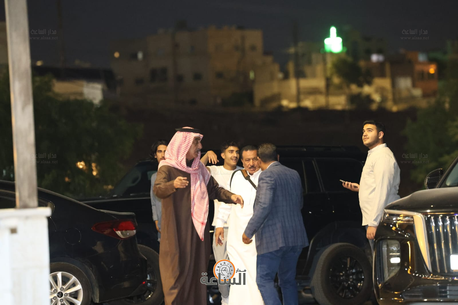 Madar Al-Saa Images 0.539896771405273