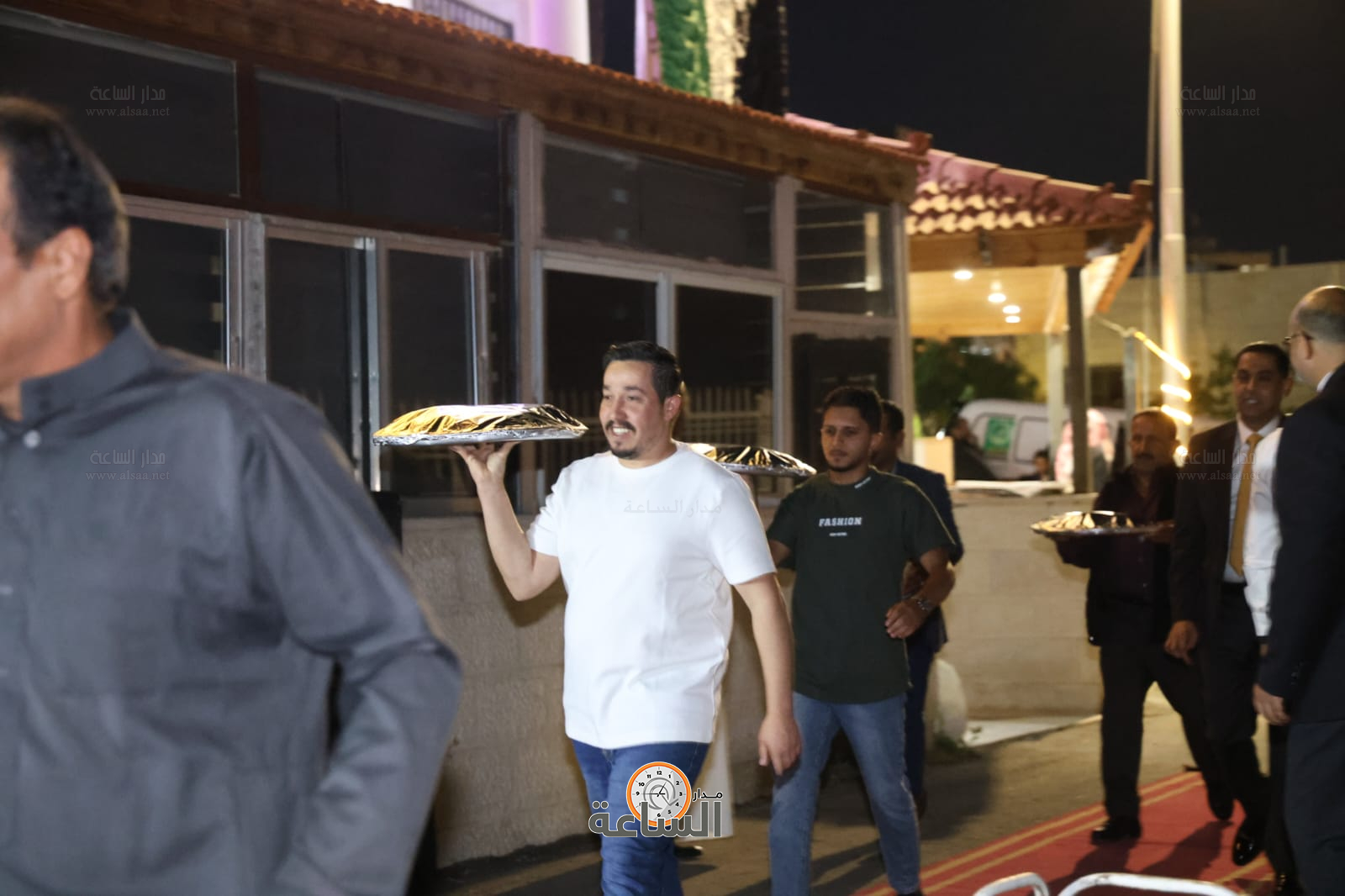 Madar Al-Saa Images 0.41315953468078714