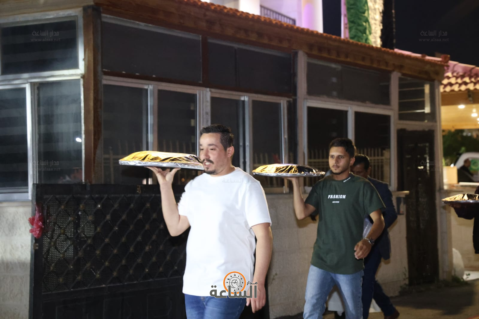 Madar Al-Saa Images 0.8749090740179009