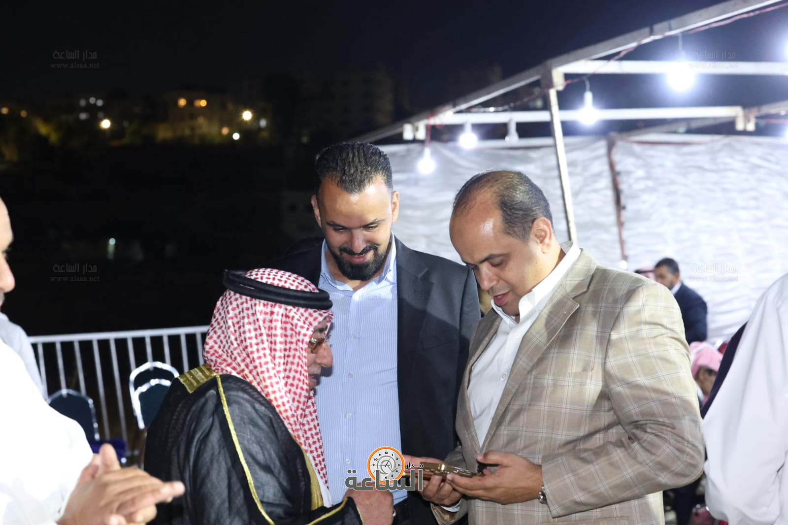 Madar Al-Saa Images 0.06646441918369139