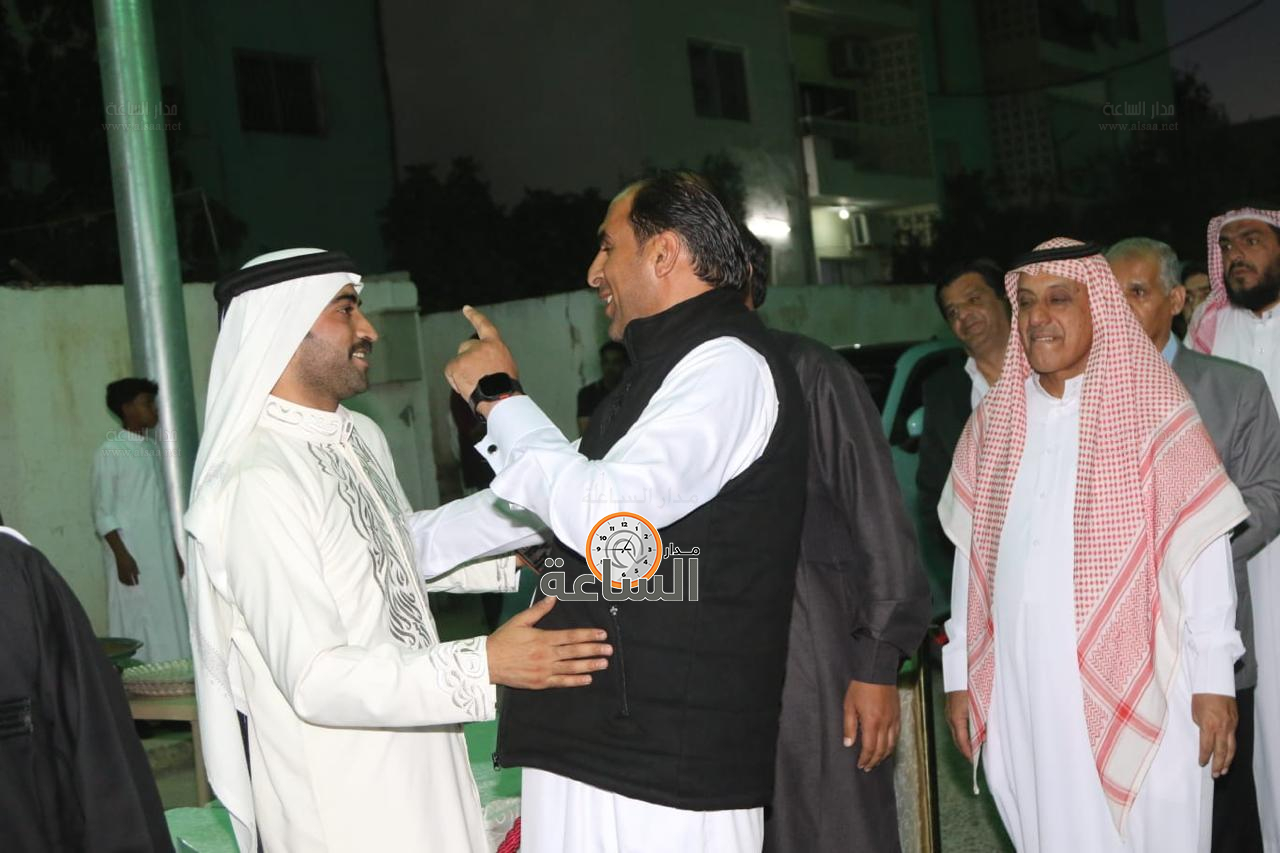 Madar Al-Saa Images 0.3788974322348231