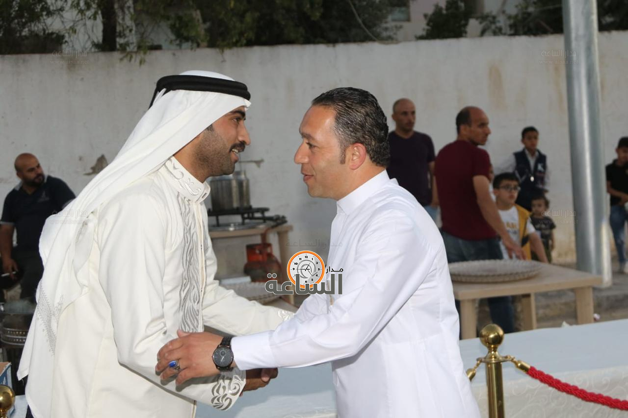 Madar Al-Saa Images 0.10038912279579215