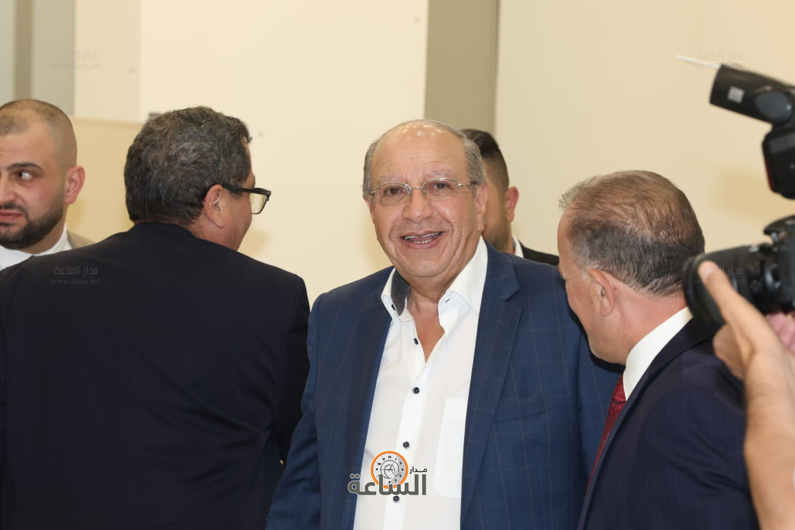 Madar Al-Saa Images 0.18468311150374017