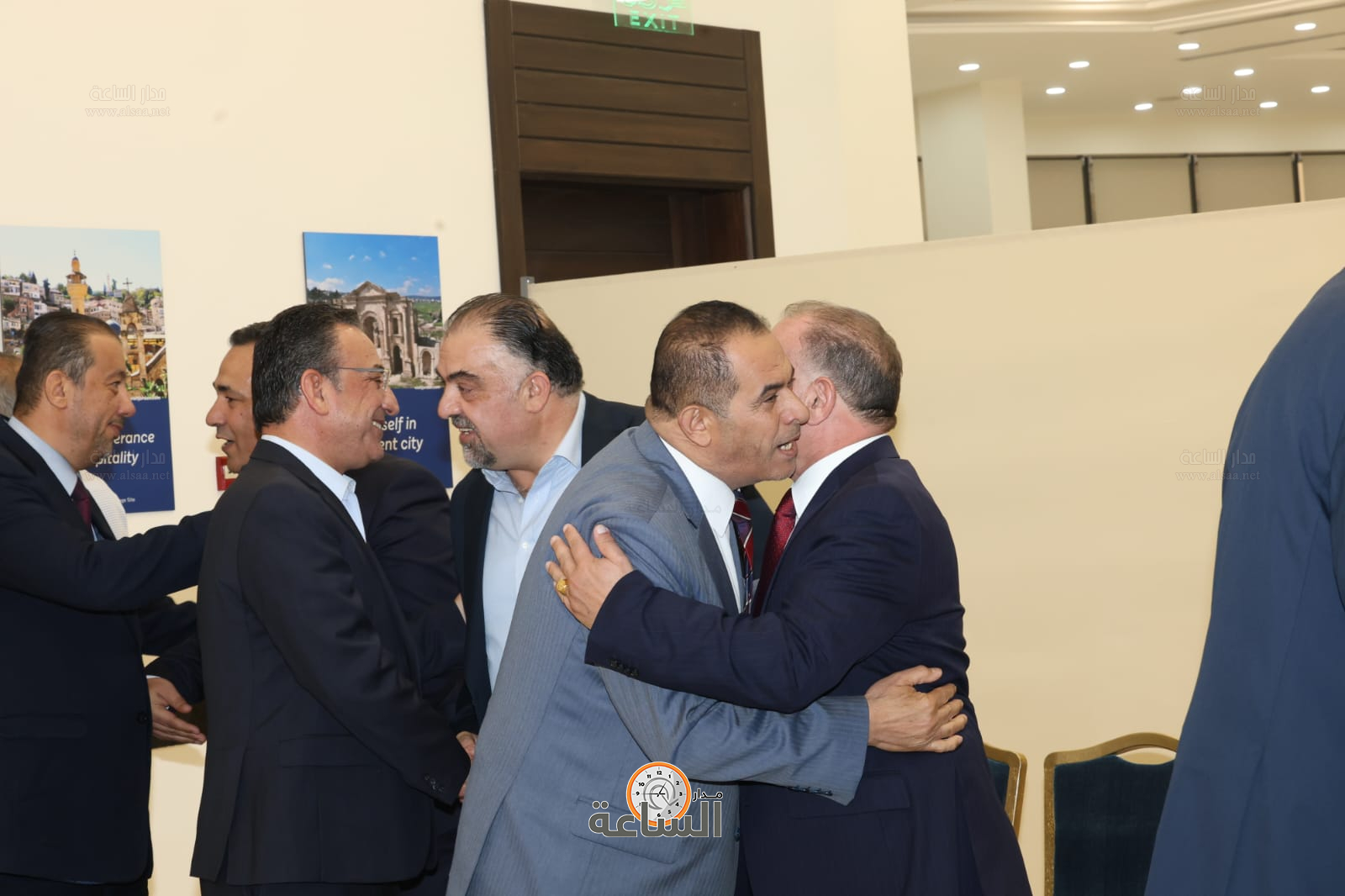 Madar Al-Saa Images 0.261873746535753