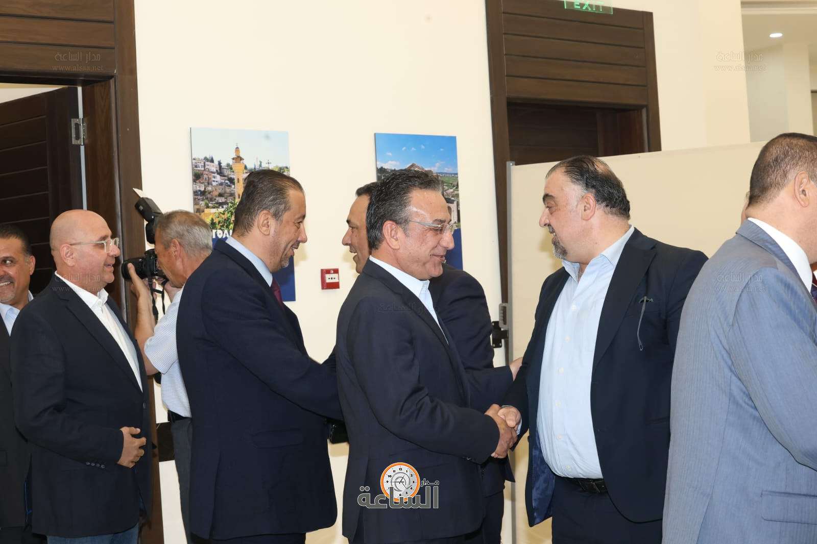 Madar Al-Saa Images 0.014606593625114628