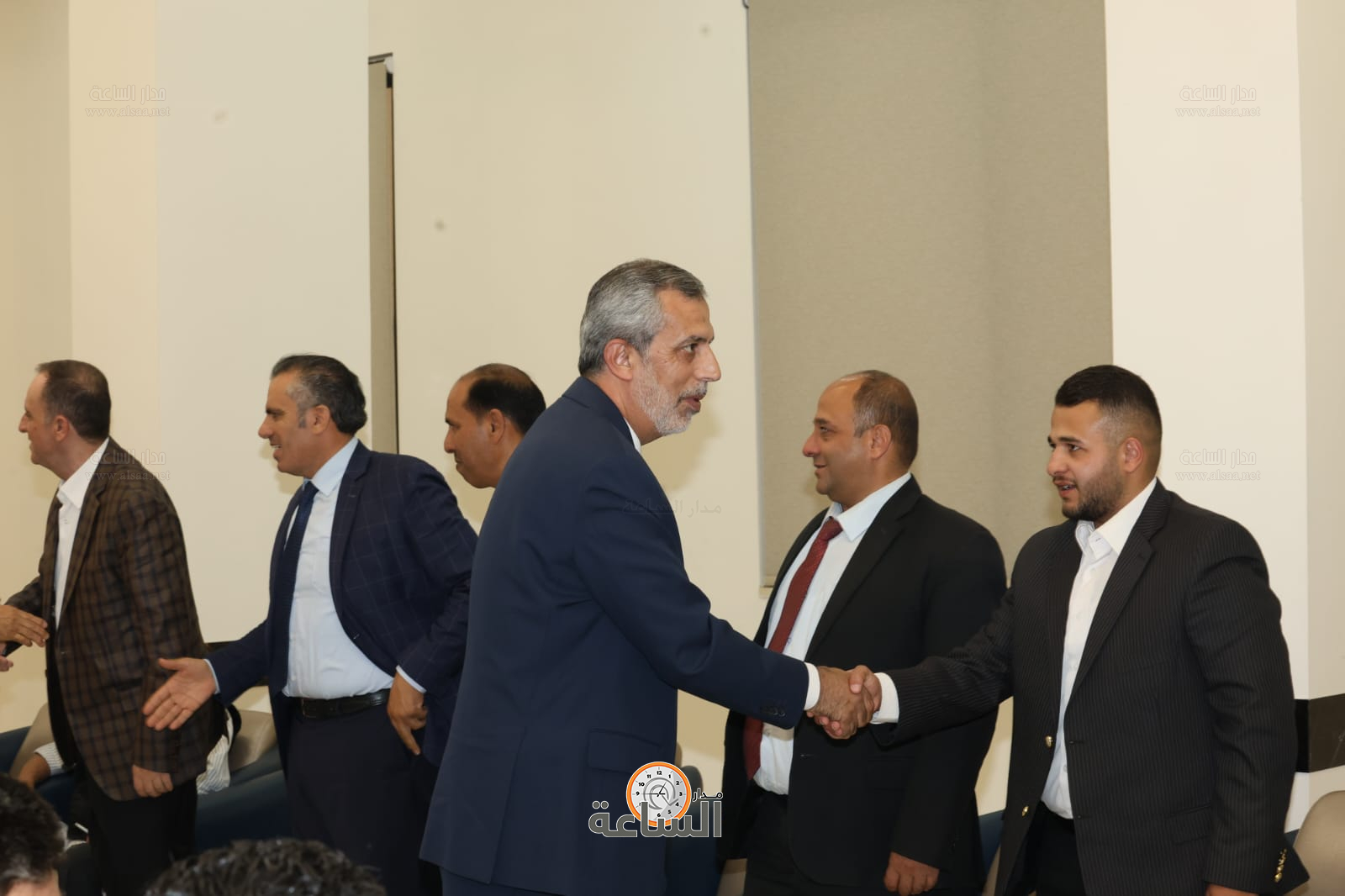 Madar Al-Saa Images 0.49167675927881105