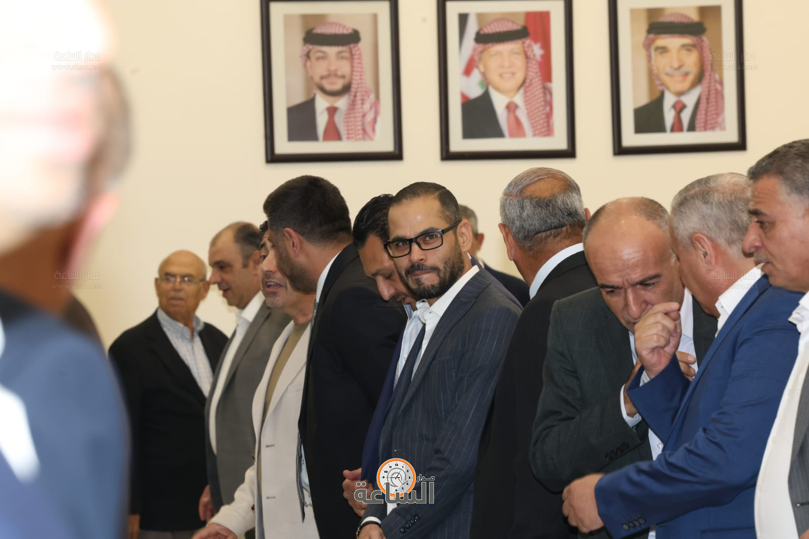 Madar Al-Saa Images 0.1278418782321683