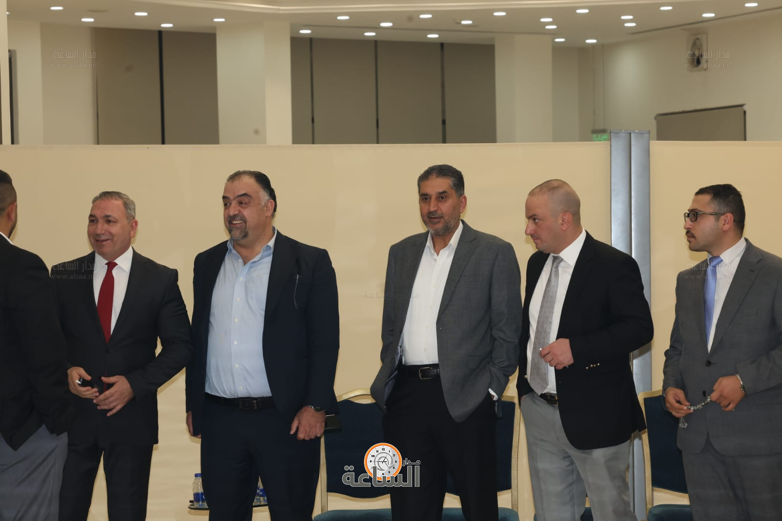 Madar Al-Saa Images 0.9377043949936725