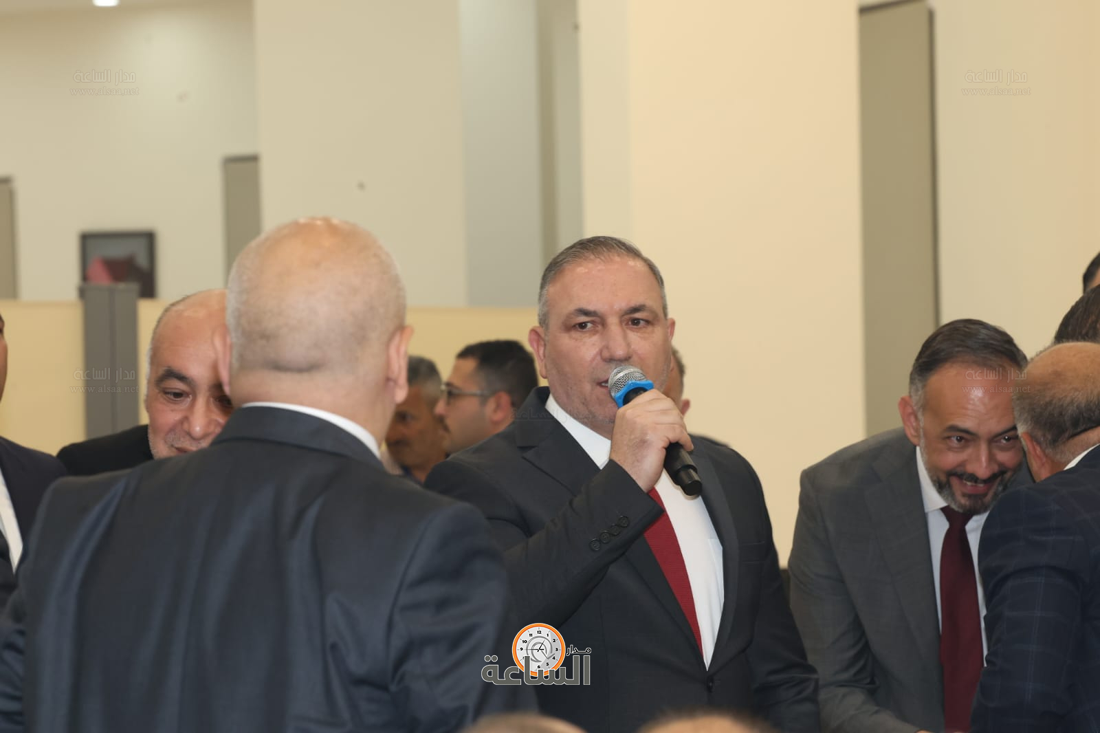 Madar Al-Saa Images 0.3793240602077922