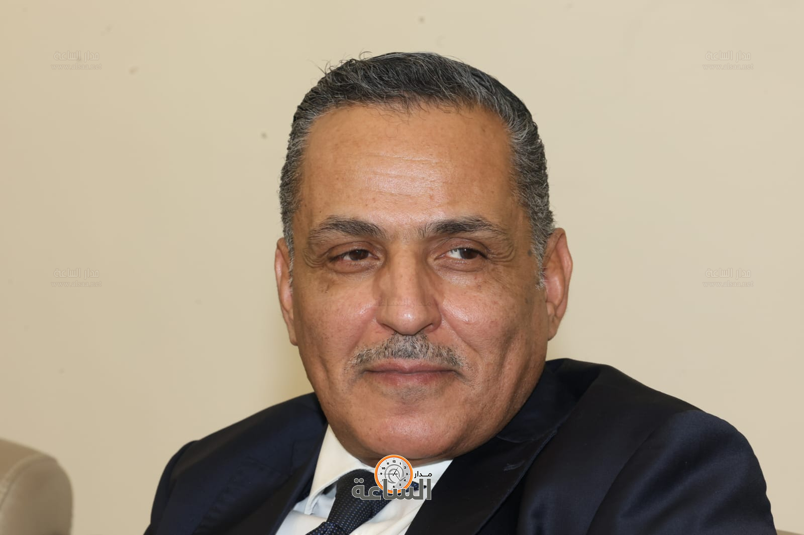 Madar Al-Saa Images 0.11317135084601115