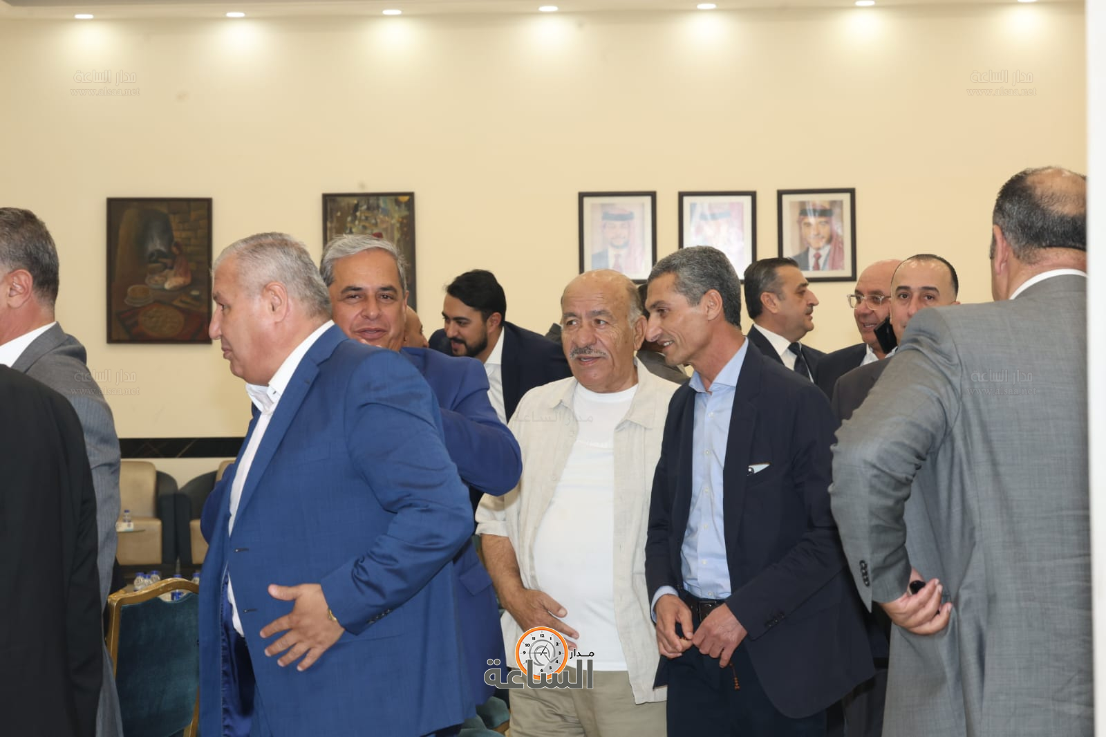 Madar Al-Saa Images 0.4456313814407581