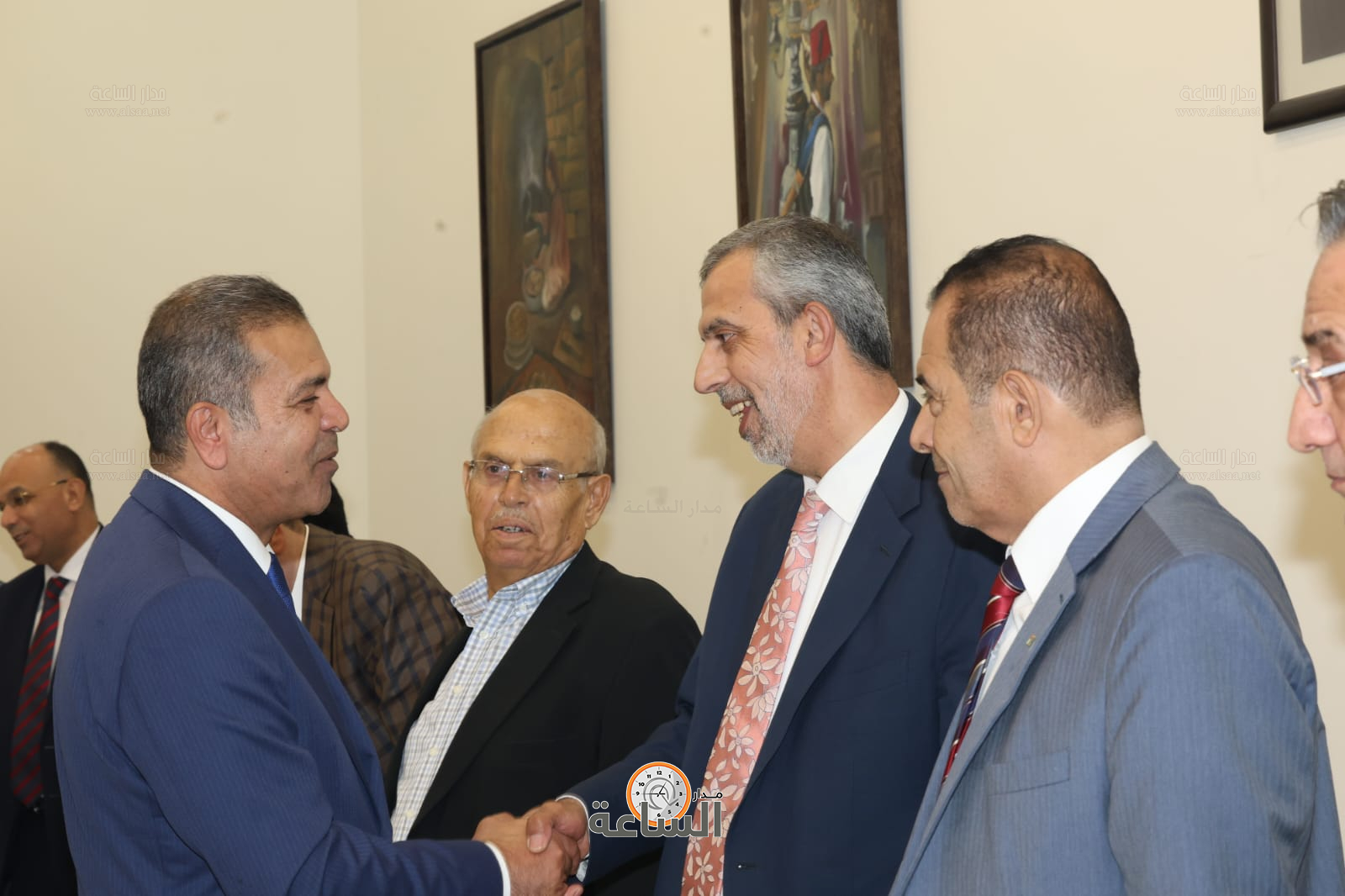 Madar Al-Saa Images 0.7280166809942702