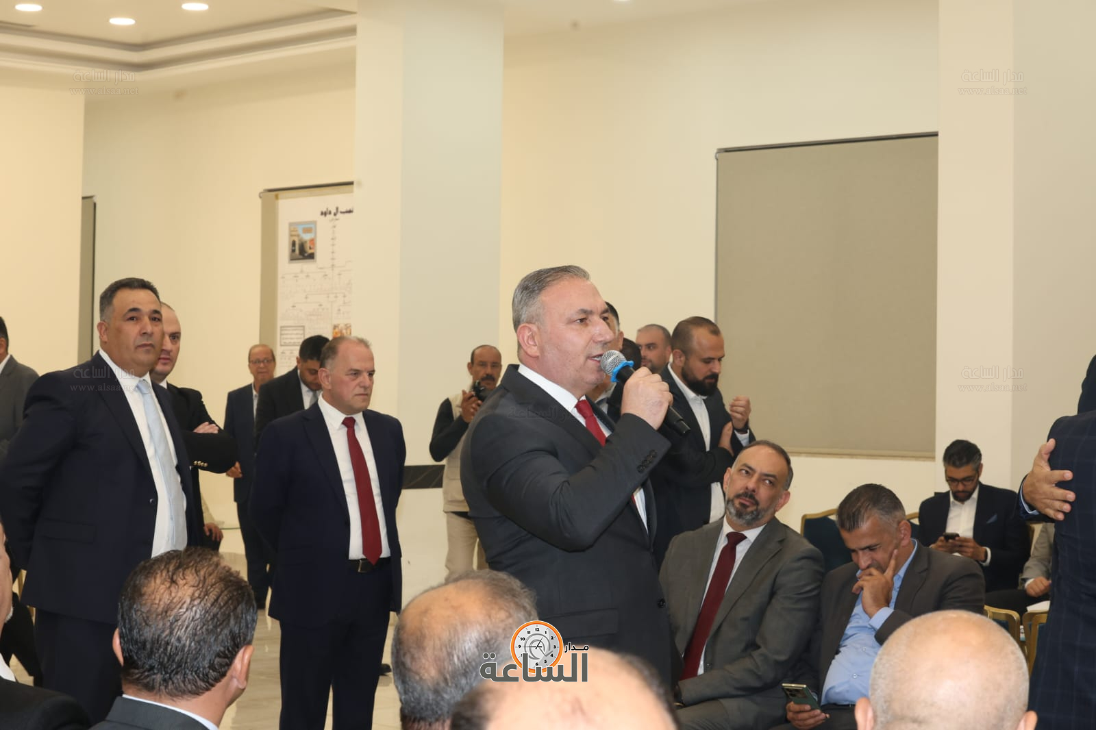 Madar Al-Saa Images 0.8436077668377909