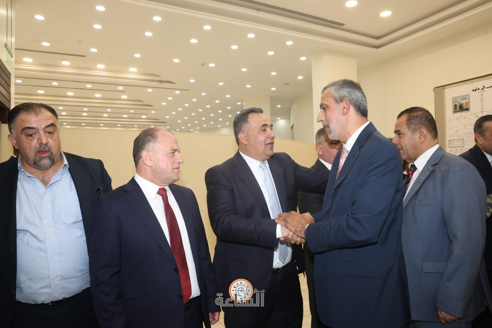 Madar Al-Saa Images 0.9763682408796107