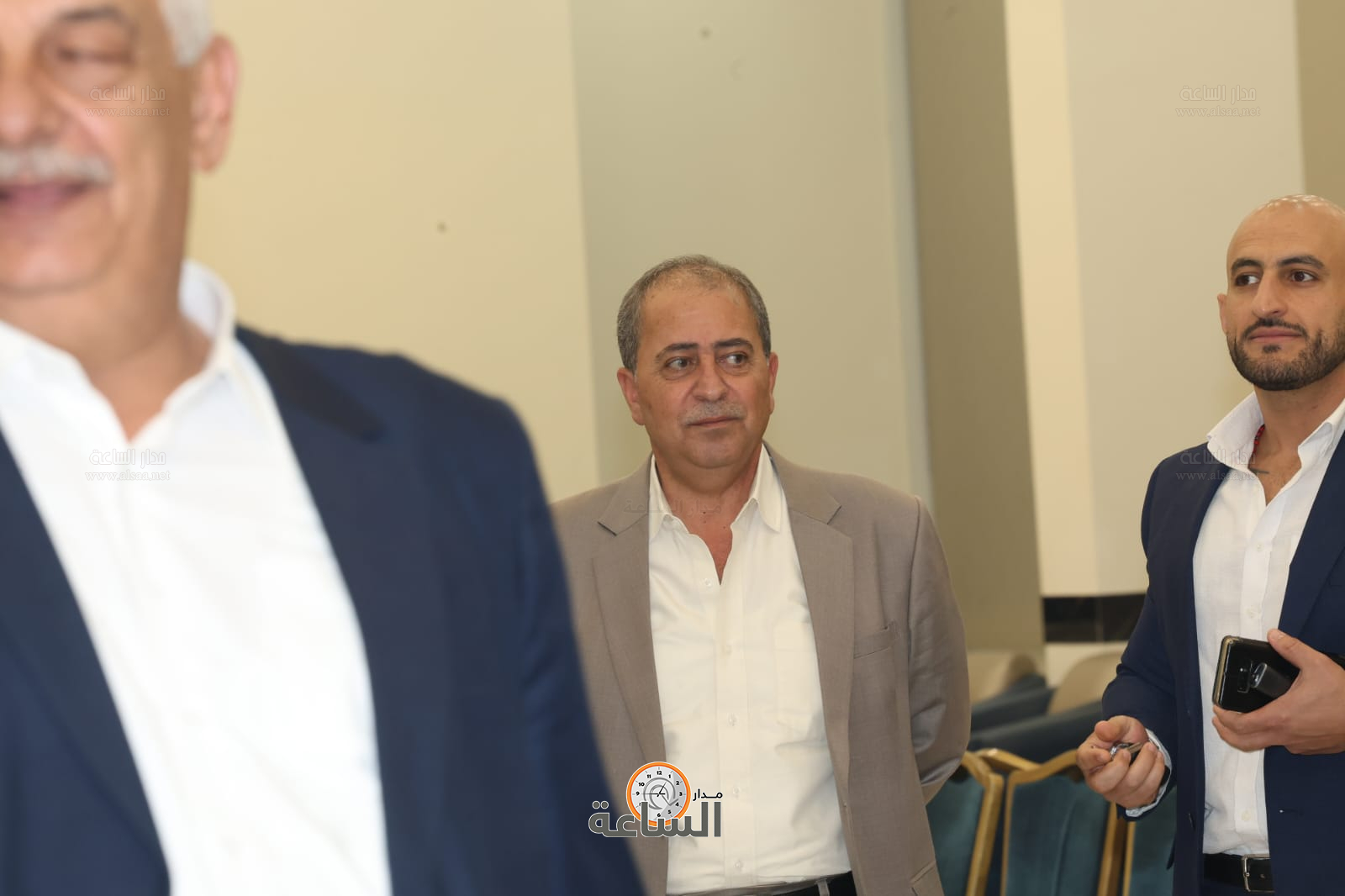 Madar Al-Saa Images 0.5145994953764881