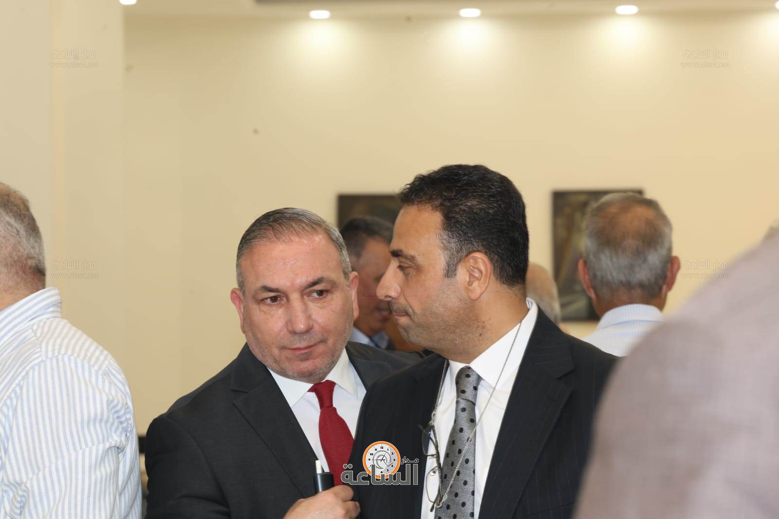 Madar Al-Saa Images 0.4961881514007279