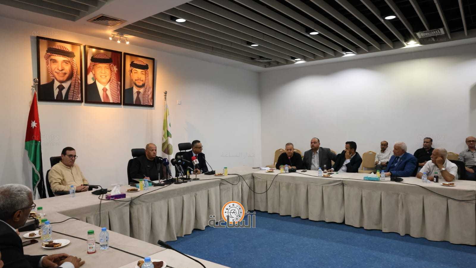 Madar Al-Saa Images 0.32967568036542705